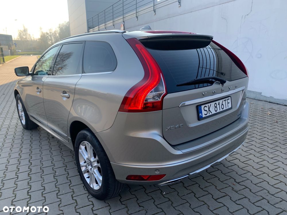 Volvo XC 60 D4 AWD Summum - 10