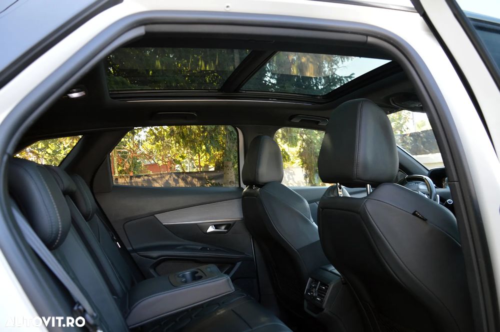 Peugeot 3008 PHEV 300 EAT8 4X4 GT - 9