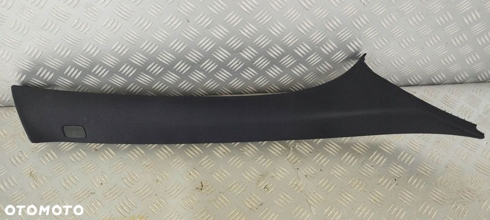 31307439 osłona tapicerka poszycie słupka prawy przód Volvo V60…
