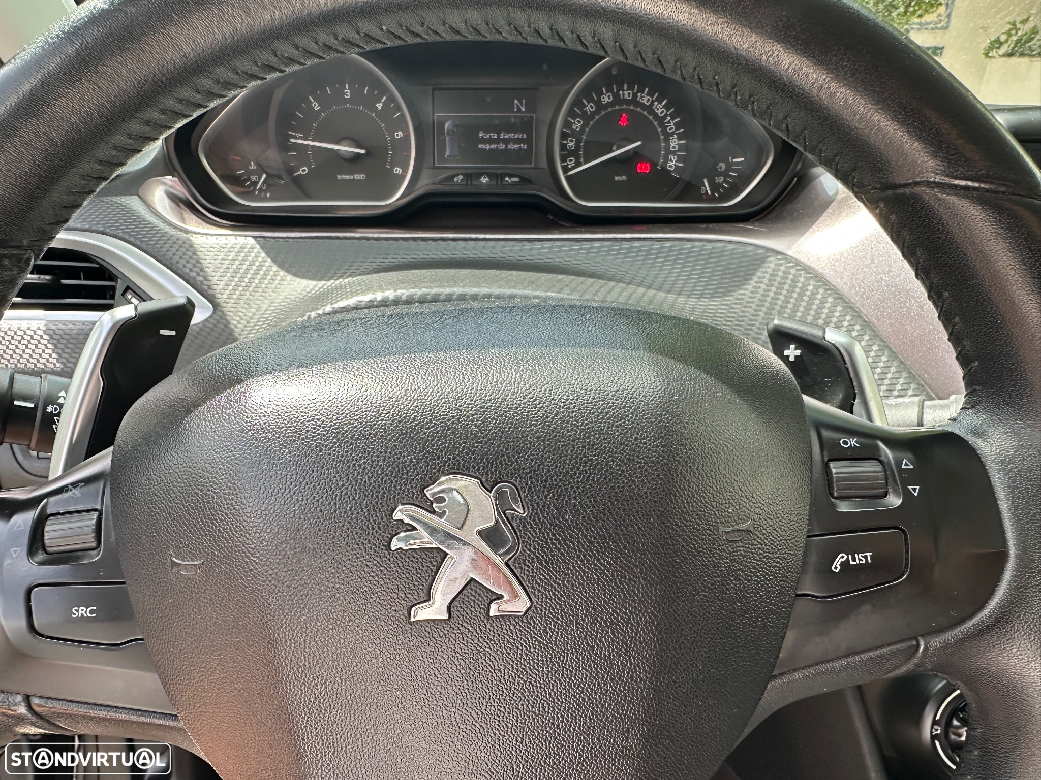 Peugeot 2008 - 14