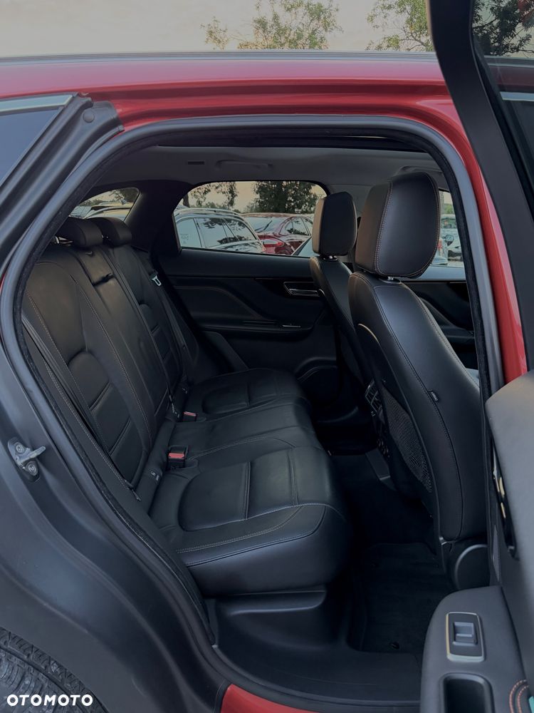 Jaguar F-Pace 20d Portfolio - 29