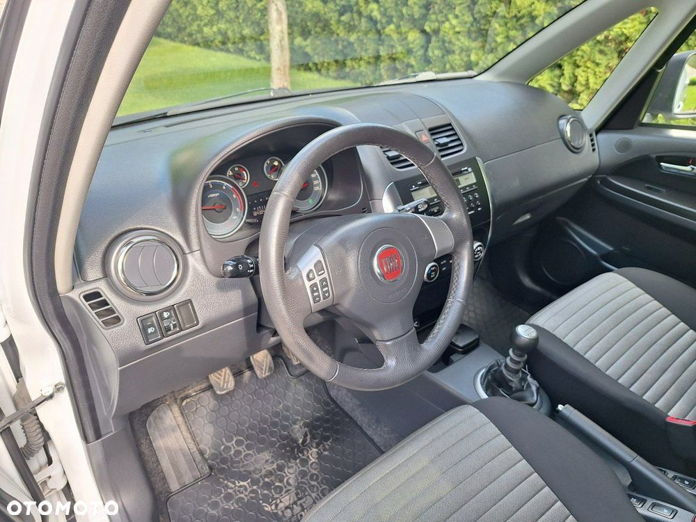 Fiat Sedici - 8