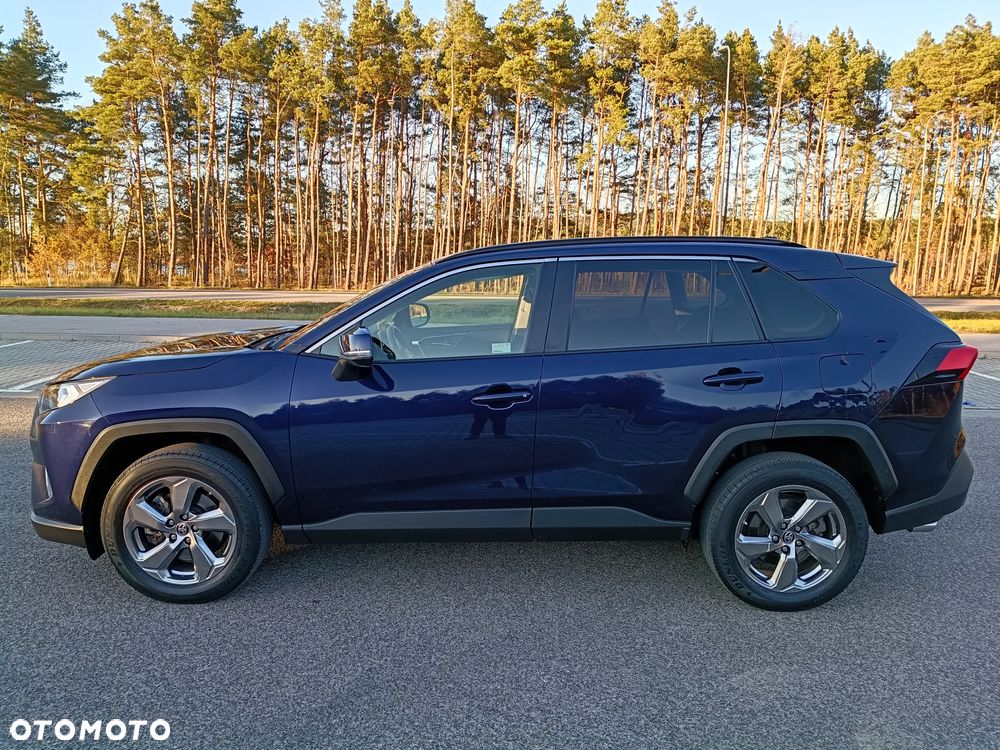 Toyota RAV4 - 16