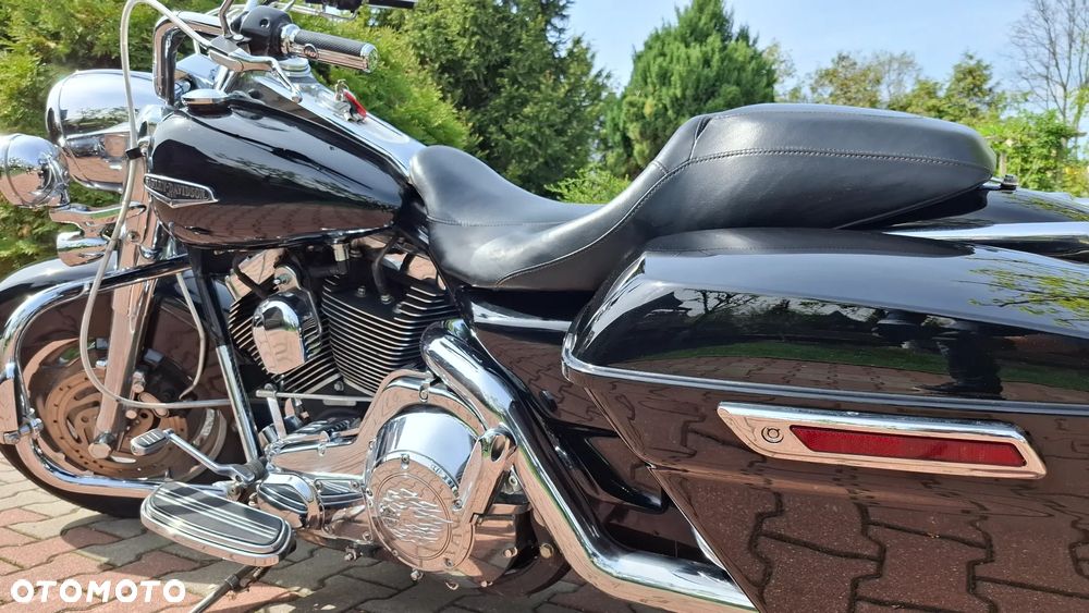 Harley-Davidson Touring Road King - 16
