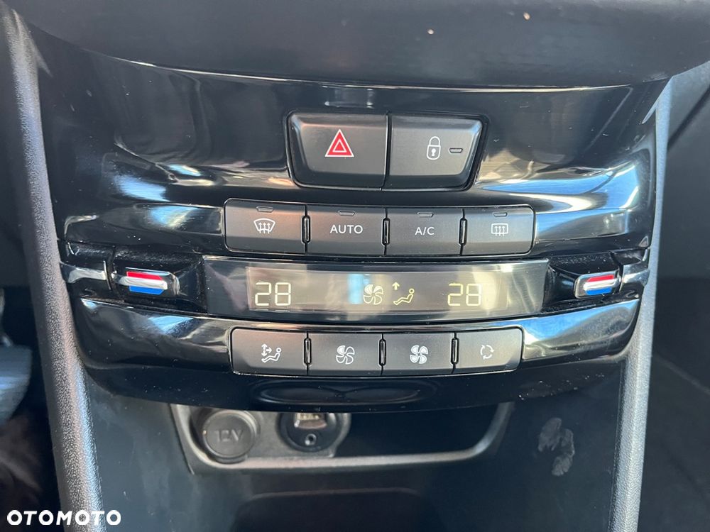Peugeot 2008 PureTech 110 Stop&Start Allure - 15