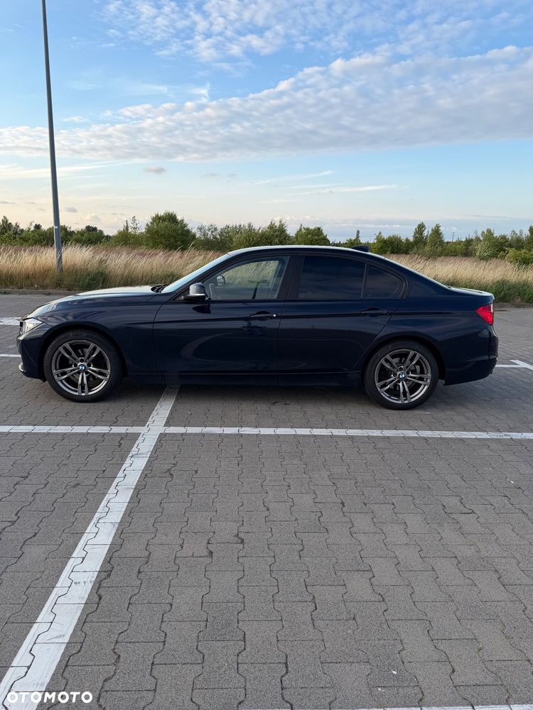 BMW Seria 3 316i - 7
