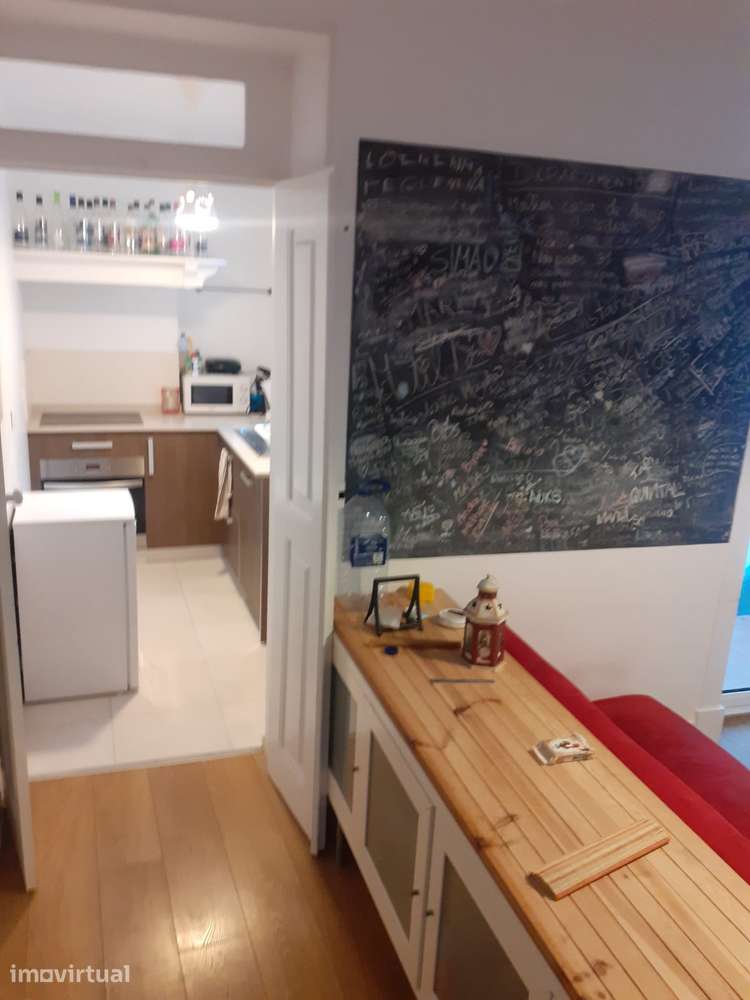 Quarto Individual para Arrendar em Moradia - Grande imagem: 5/13