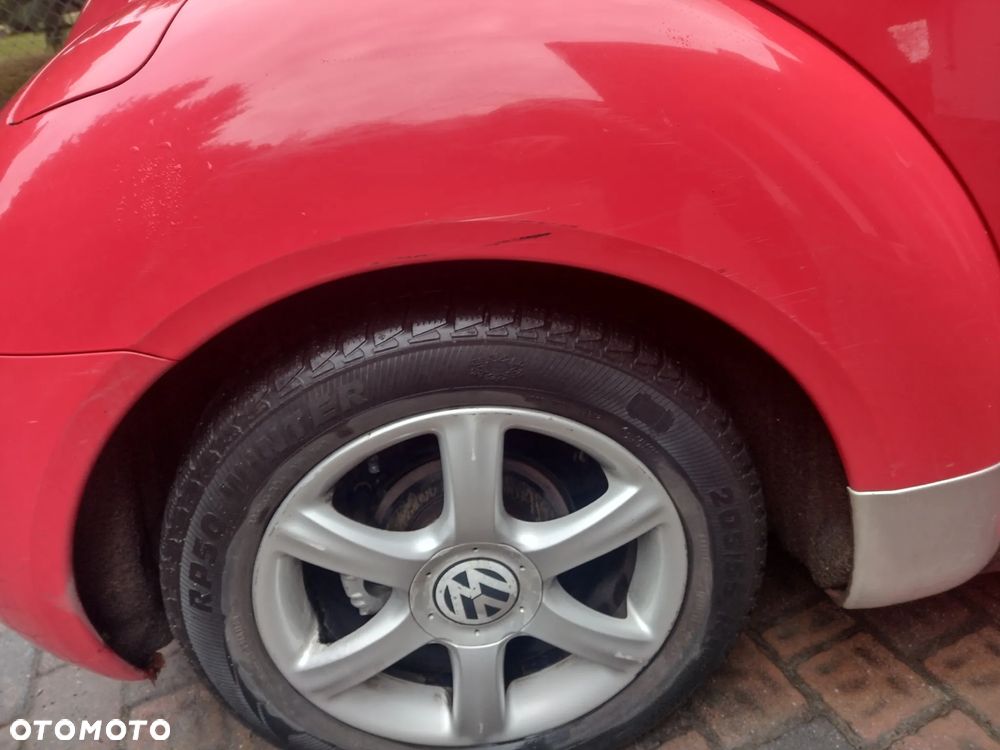 Volkswagen New Beetle - 14