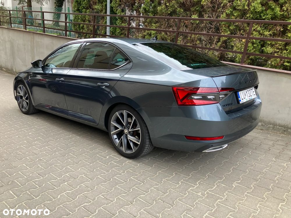 Skoda Superb 2.0 TDI SCR Sportline DSG - 3