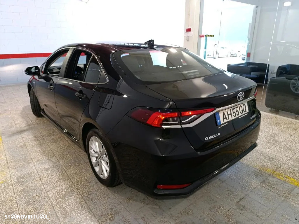 Toyota Corolla 1.8 Hybrid Comfort - 2