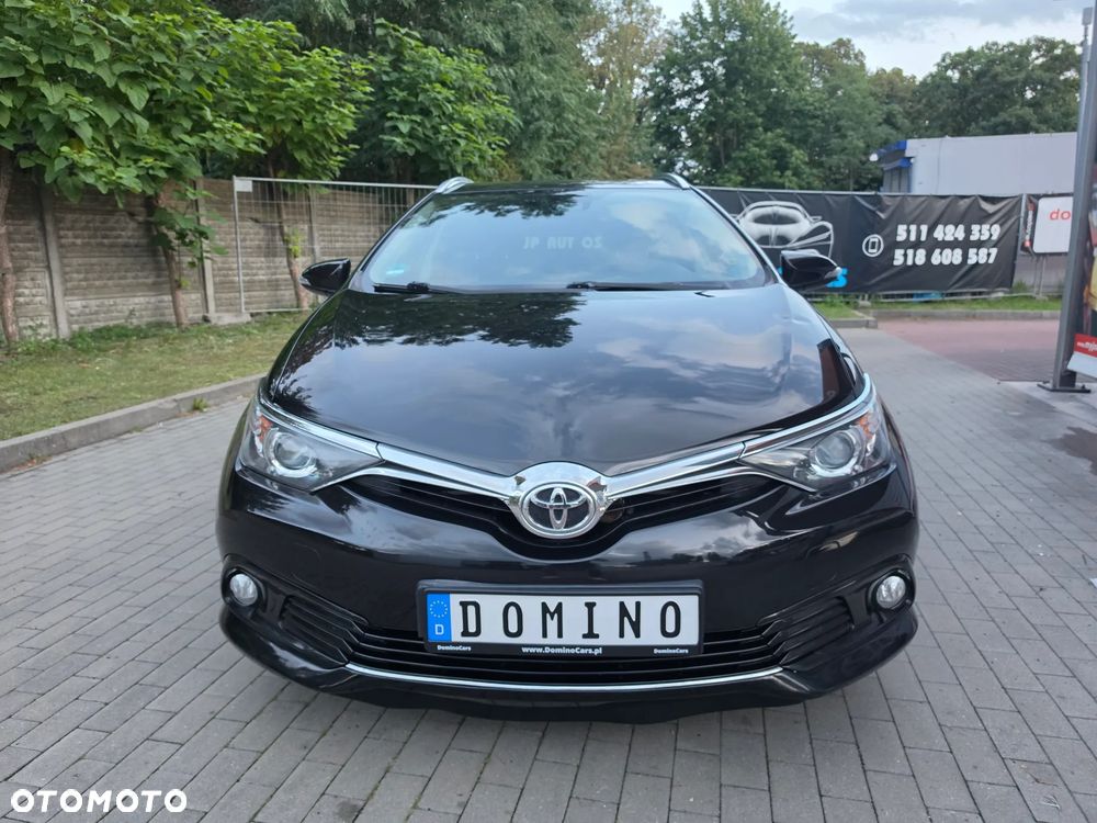 Toyota Auris - 2