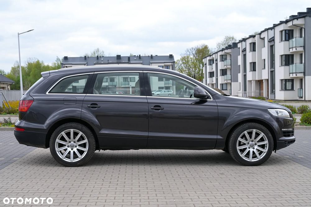 Audi Q7 - 4