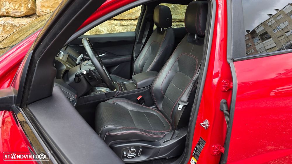 Jaguar E-Pace 2.0 i4D R-Dynamic AWD Aut. - 53