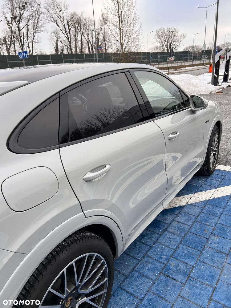 Porsche Cayenne E-Hybrid - 3