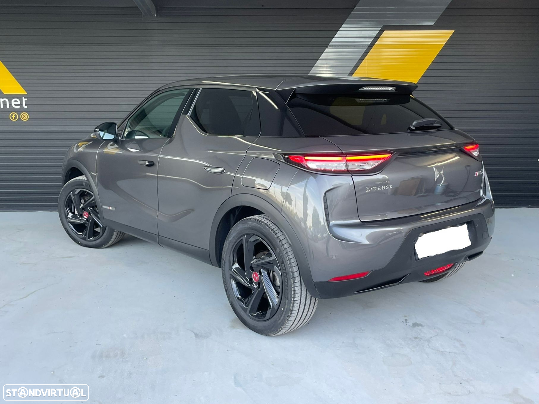 DS DS3 Crossback E-Tense Performance Line - 2