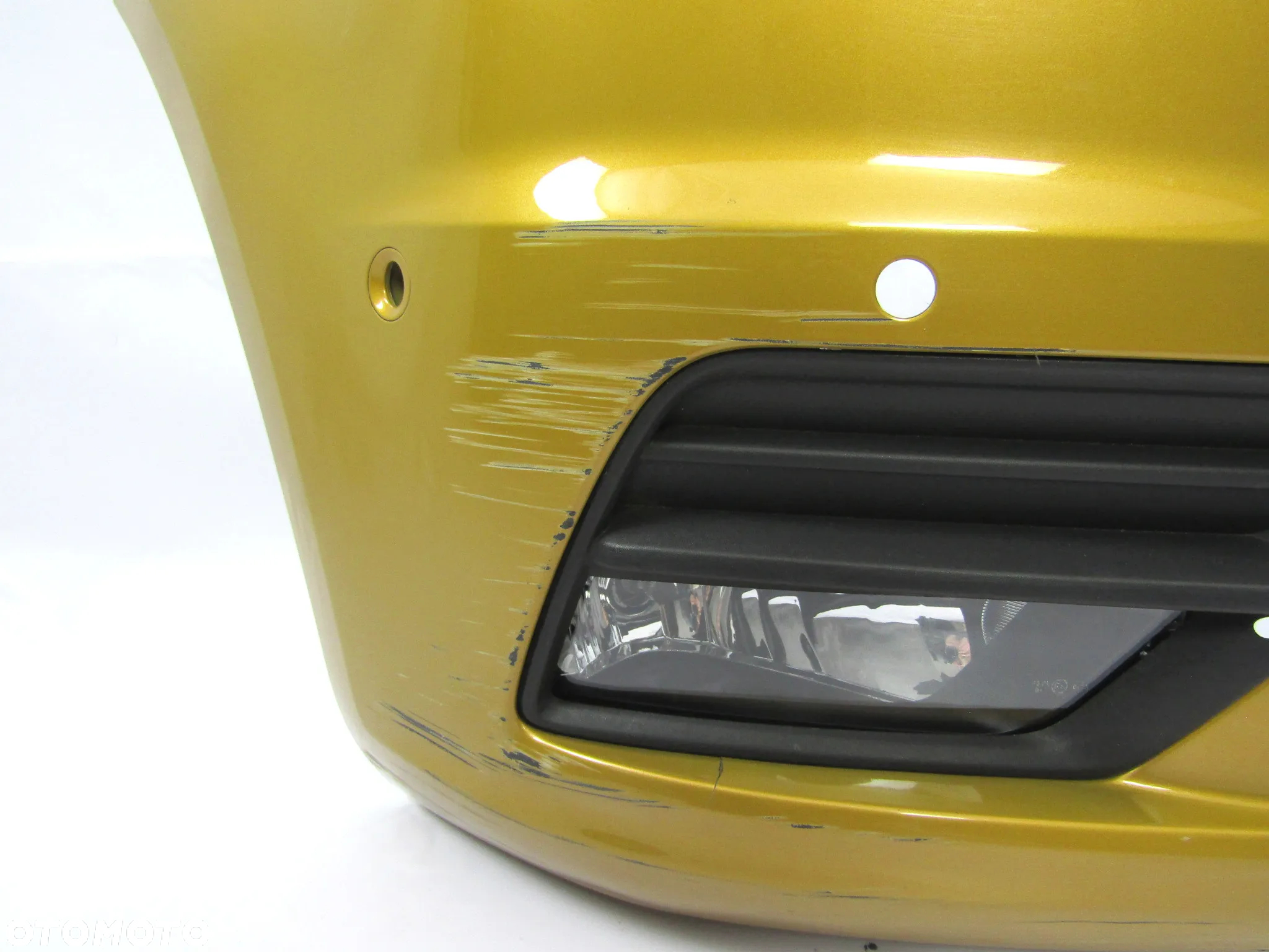 Zderzak przedni VW Caddy LIfe 15 - 20 Sprysk. / Pdc-6 Lakier LR1X - 16