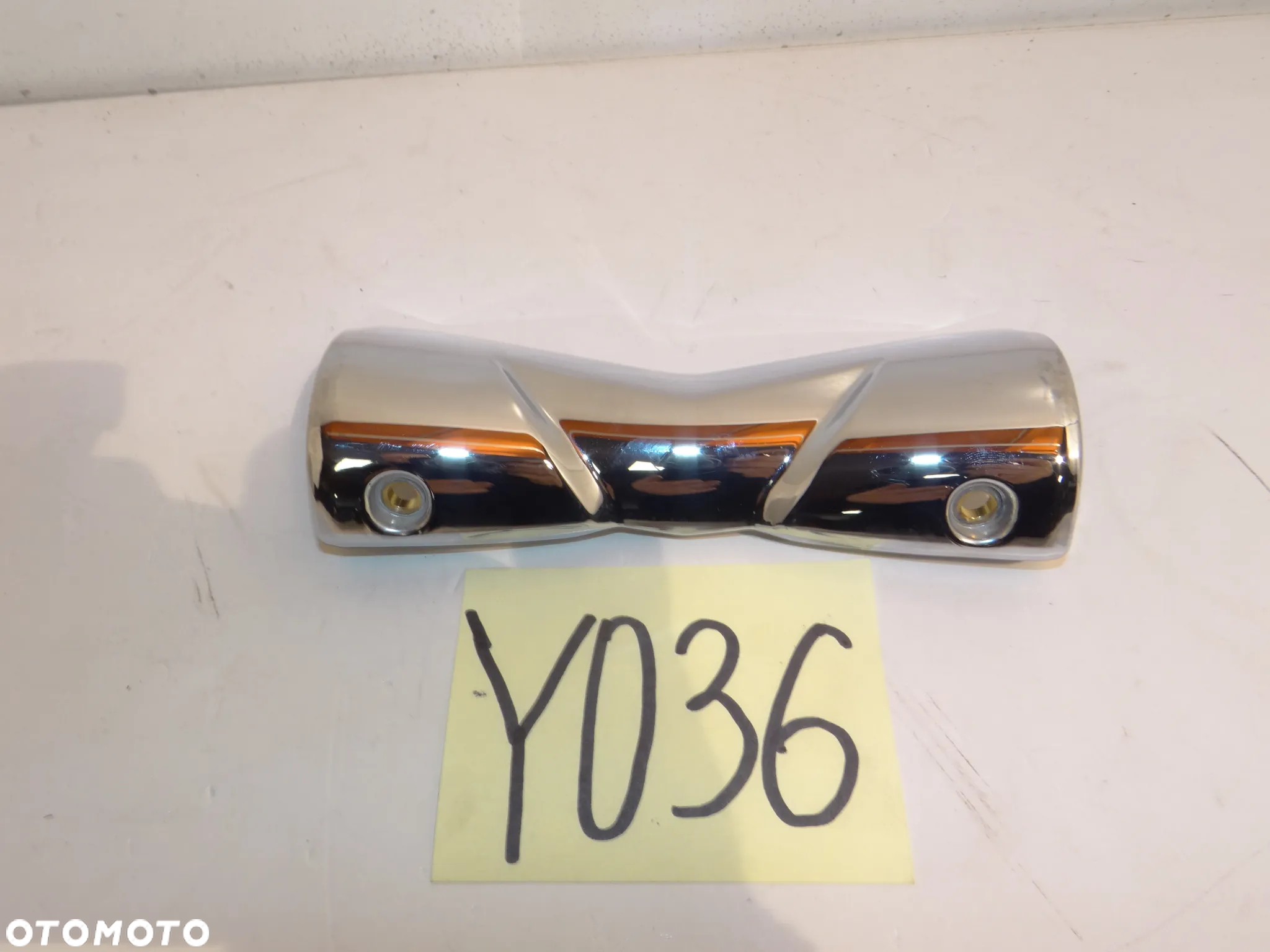 YAMAHA XVS 950 OSŁONA LISTWA KIERUNKOWSKAZÓW  TYŁ  Y036 - 6