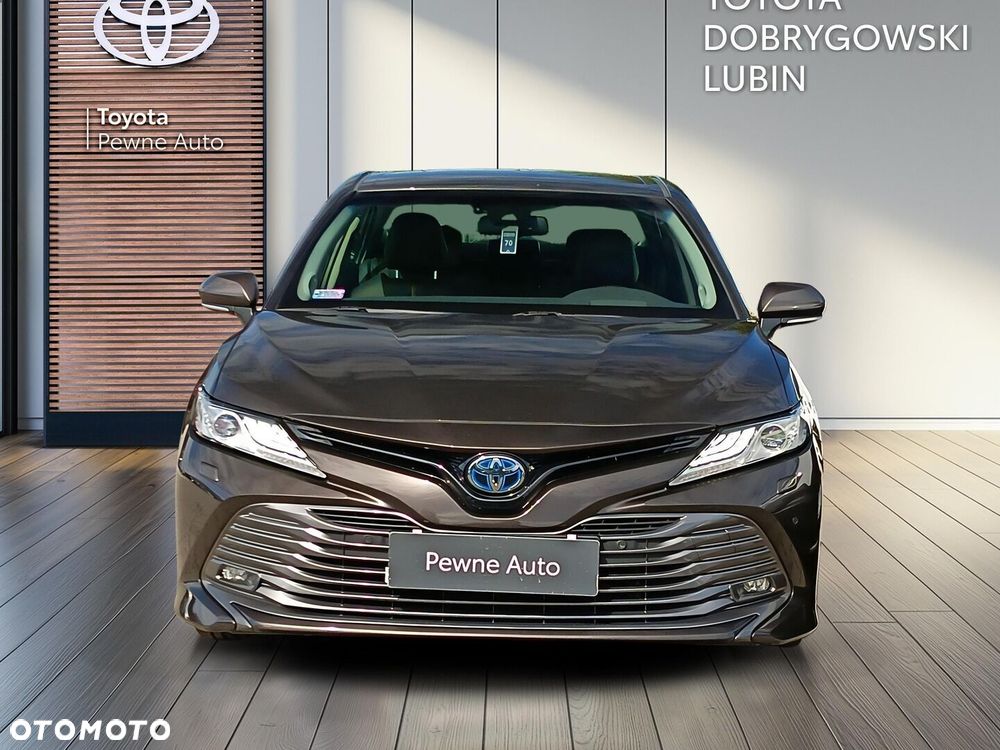 Toyota Camry 2.5 Hybrid Executive CVT - 8