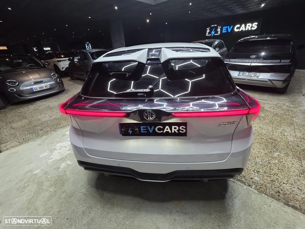 MG MG4 4 Luxury 64 kWh - 16