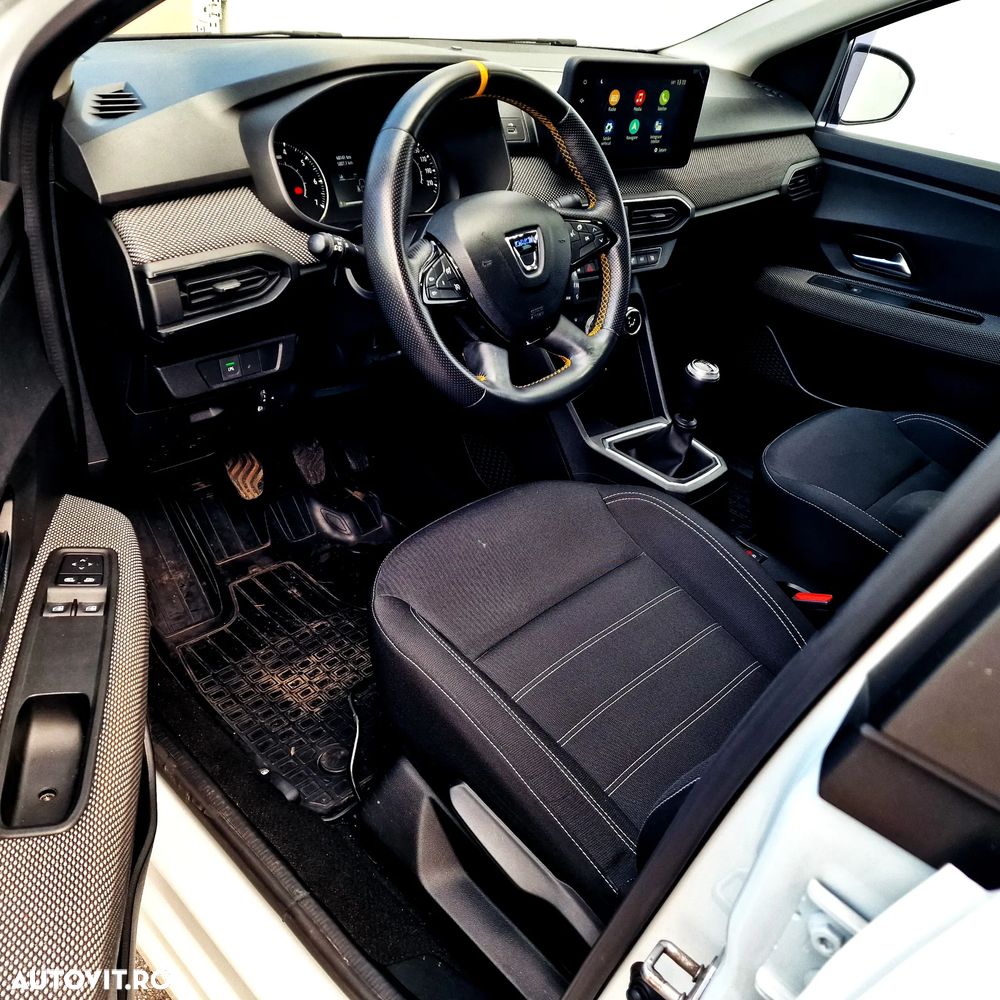 Dacia Logan TCe 90 MT6 Journey+ - 10