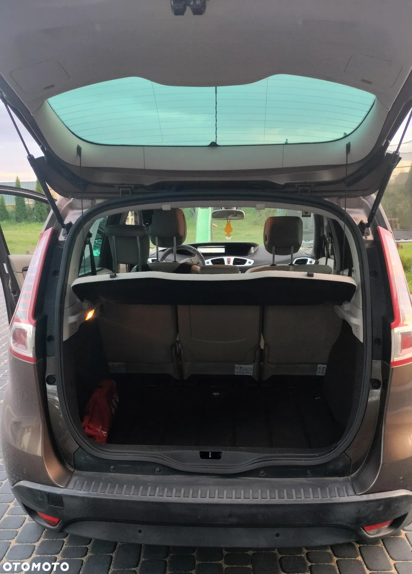 Renault Scenic 1.9 dCi Privilege - 5