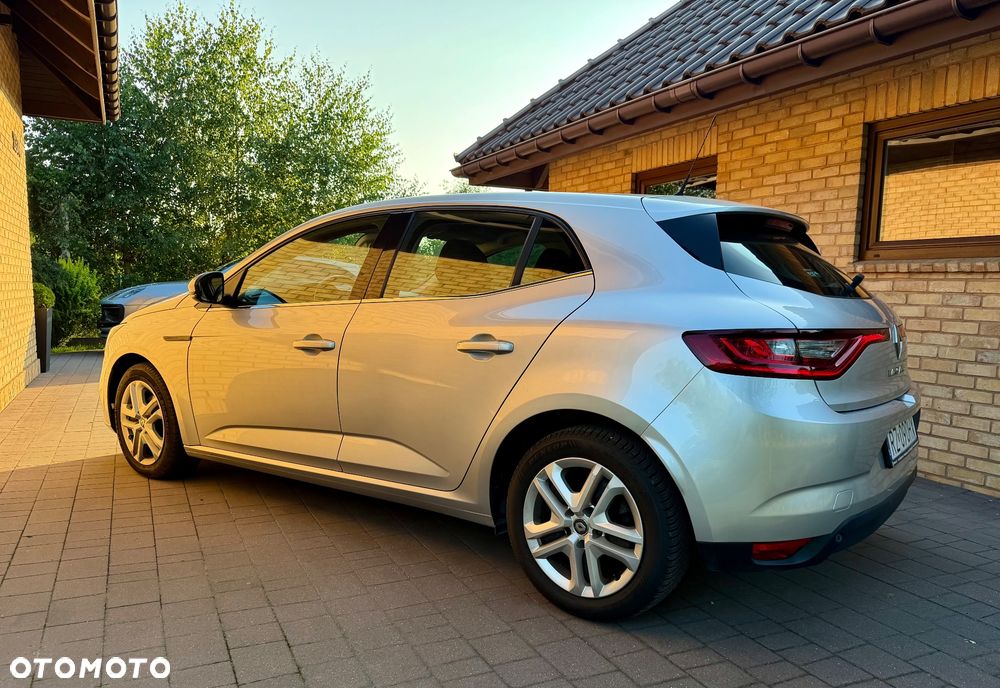 Renault Megane 1.5 dCi Zen EDC - 7