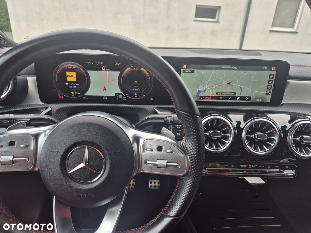Mercedes-Benz CLA 200 d 8G-DCT - 19