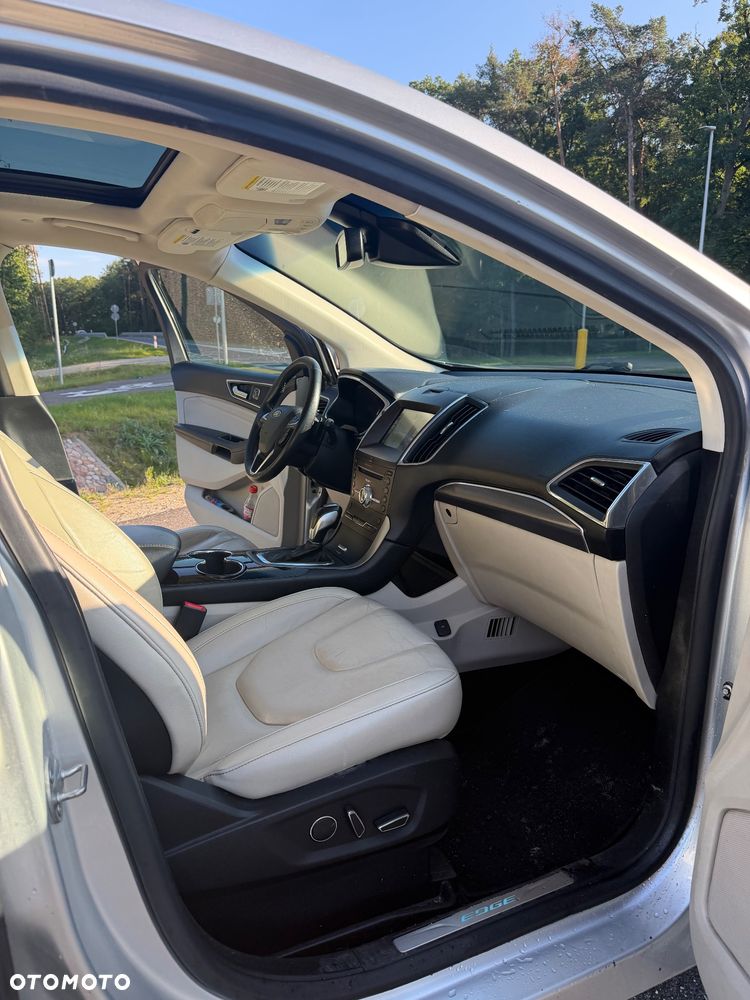 Ford Edge - 23