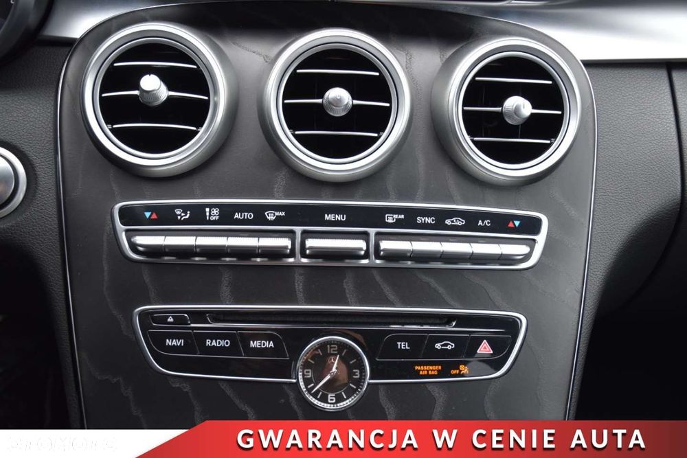 Mercedes-Benz Klasa C 200 T 4Matic 7G-TRONIC AMG Line - 16
