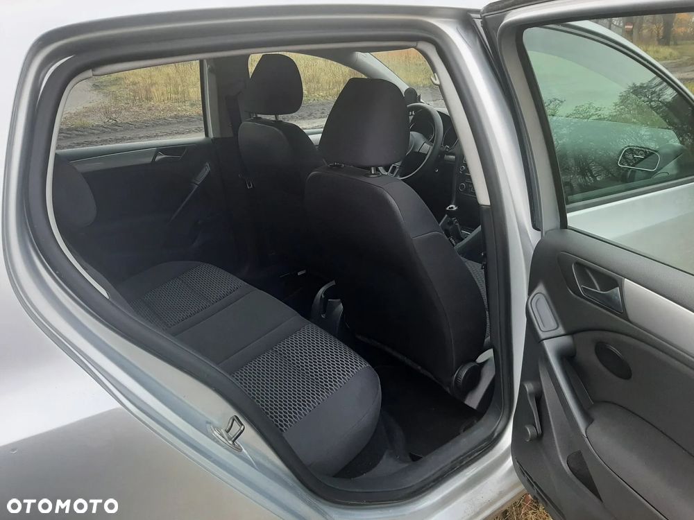 Volkswagen Golf 1.6 TDI DPF BlueMotion Technology Comfortline - 7