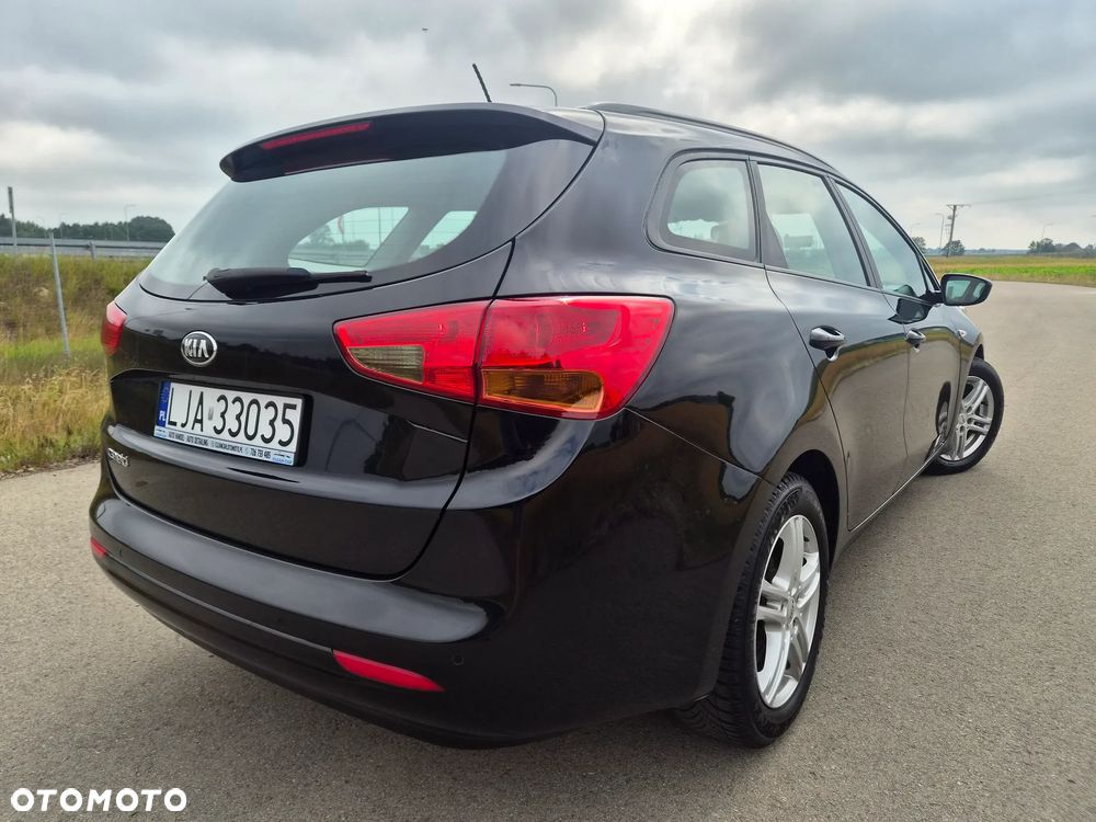 Kia Ceed 1.6 GDI Vision - 6