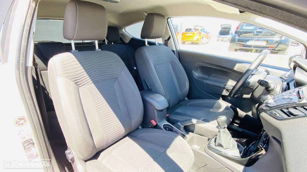 Ford Fiesta 1.5 TDCi Titanium - 14
