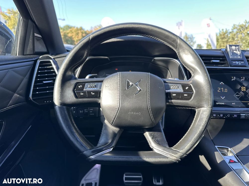 DS Automobiles DS 7 Crossback - 17