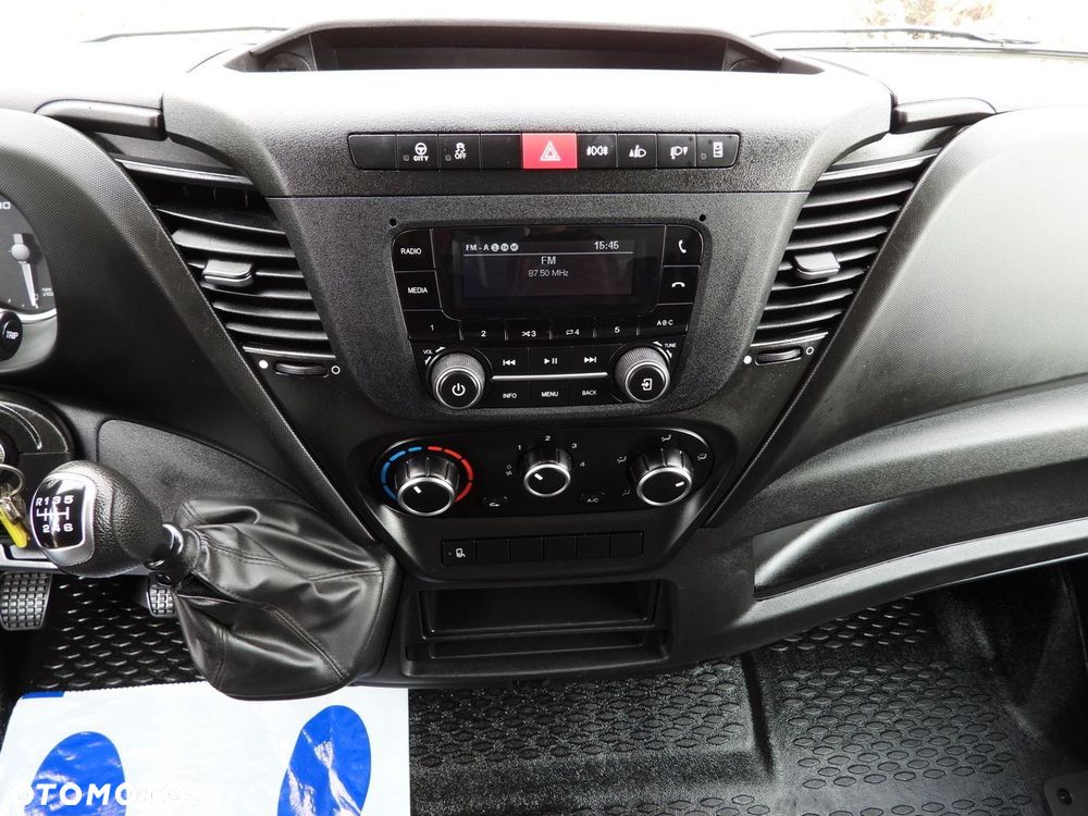 Iveco DAILY 35C16 CHŁODNIA KONTENER -10*C ZASILANIE 230V TEMPOMAT BLIŹNIACZE KOŁA KLIMATYZACJA  160KM - 37