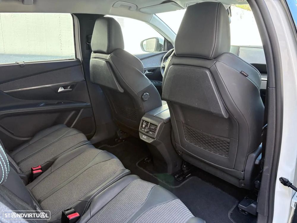 Peugeot 5008 1.2 PureTech Allure EAT8 - 59