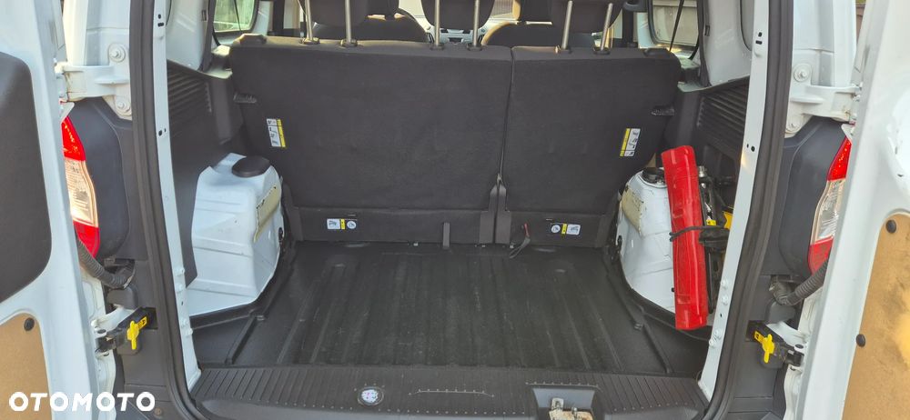 Ford Transit Courier Trend - 17
