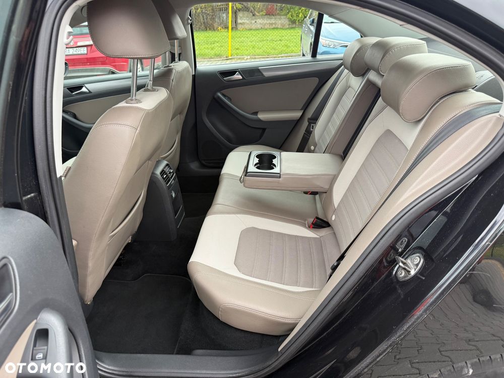 Volkswagen Jetta 1.4 TSI DSG Comfortline - 13