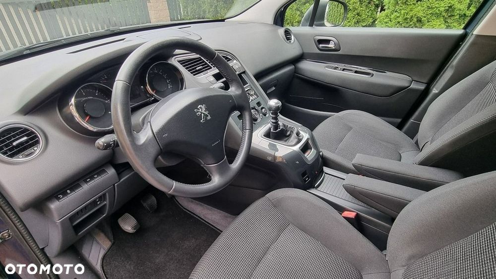 Peugeot 5008 - 9