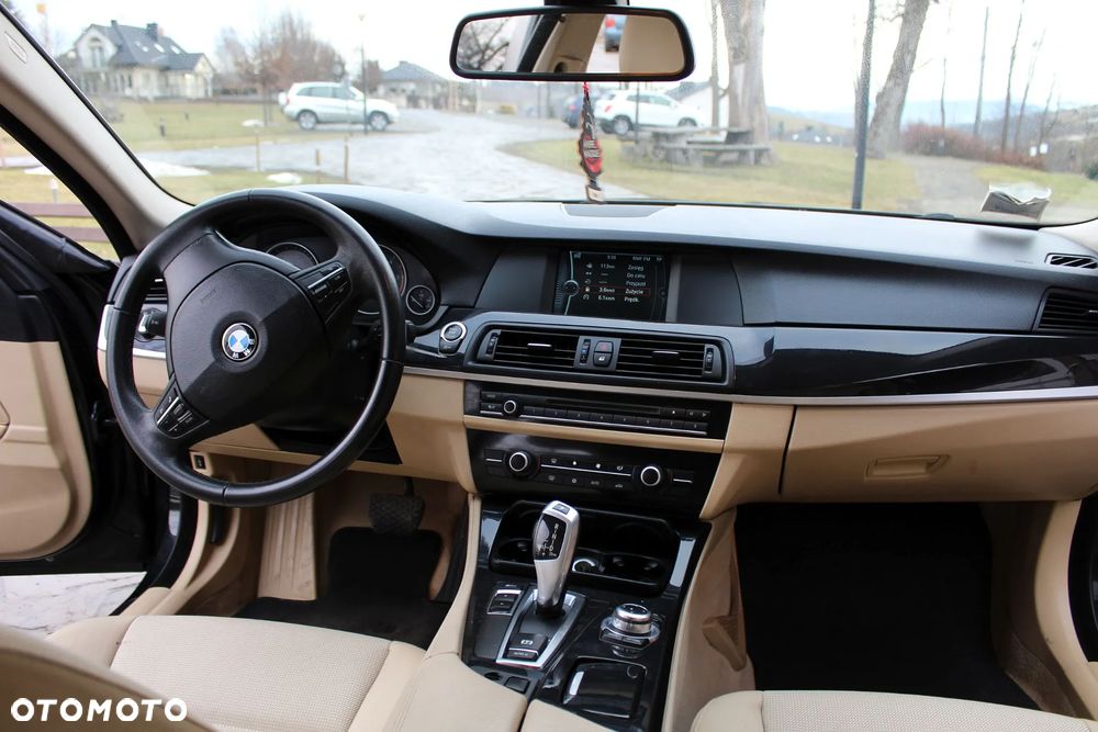BMW Seria 5 520d Sport-Aut - 16
