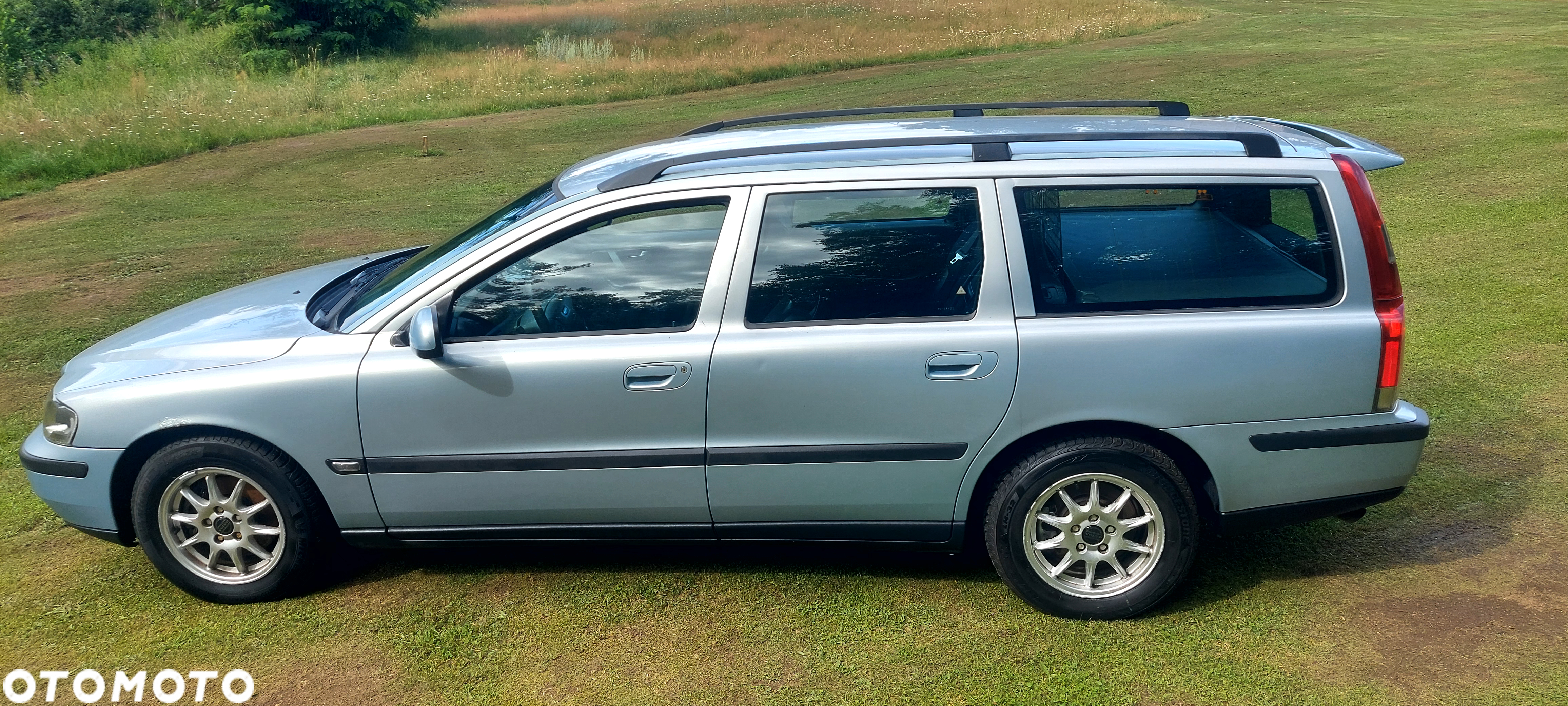 Volvo V70 2.5TDI - 11