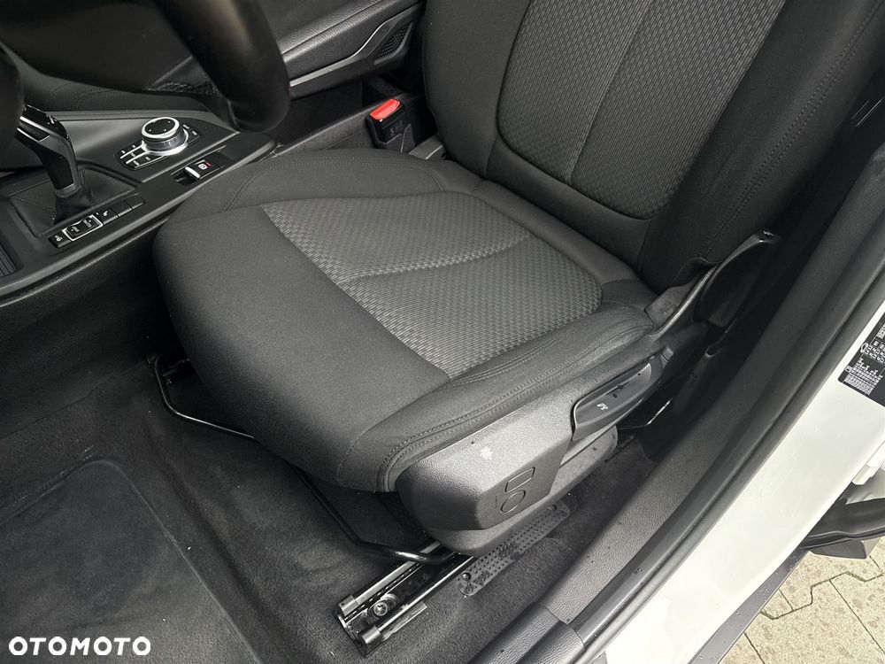 BMW X1 sDrive18i - 21