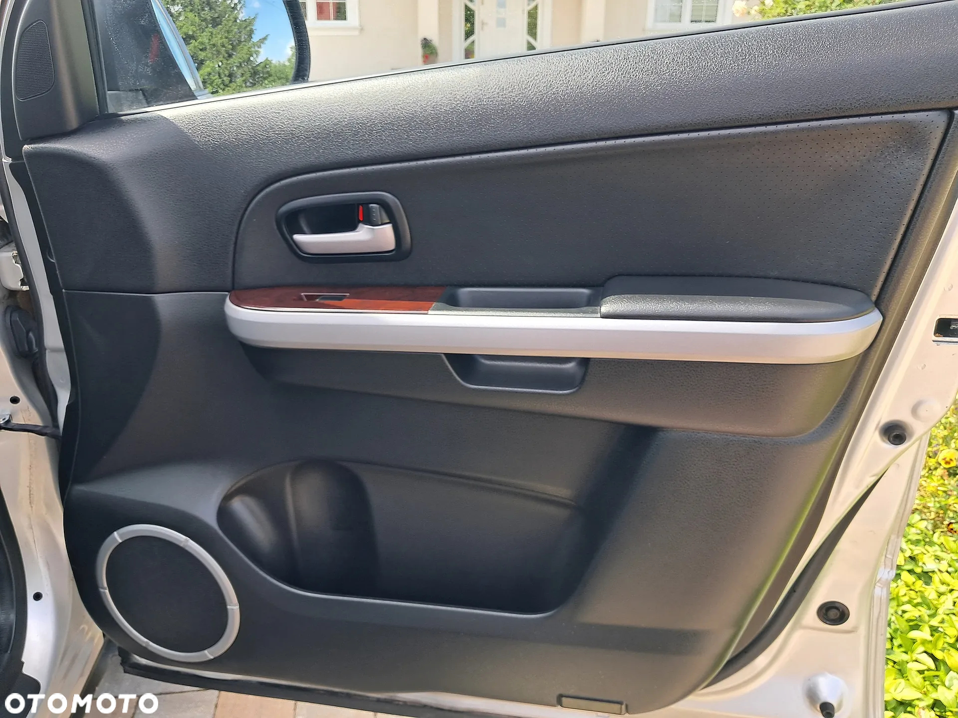 Suzuki Grand Vitara 2.0 De luxe - 27