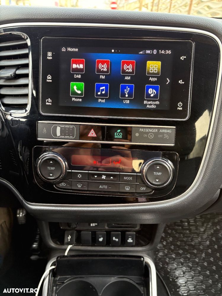 Mitsubishi Outlander PHEV 2.4 L 4X4 Instyle - 11