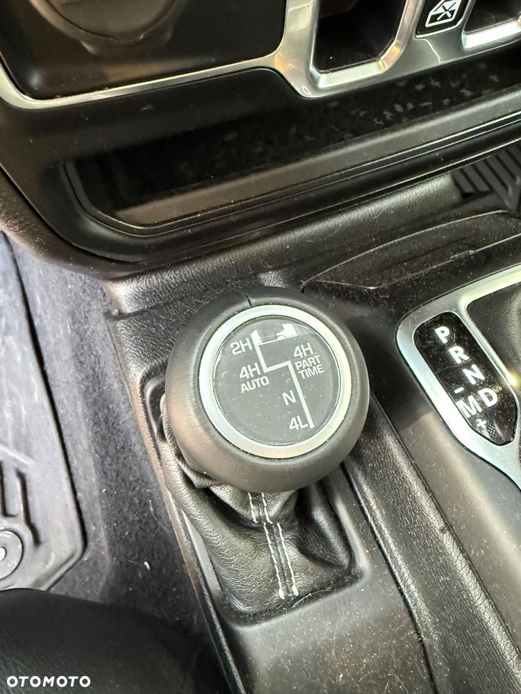 Jeep Wrangler Unlimited 3.6 Automatik Sahara - 10