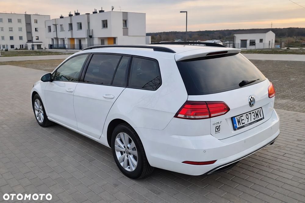 Volkswagen Golf 1.6 TDI (BlueMotion Technology) DSG Comfortline - 4