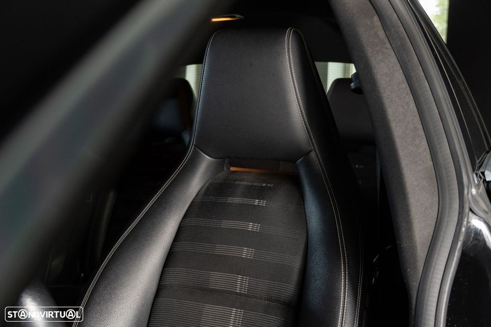 Mercedes-Benz CLA 180 (CDI) d Urban - 43