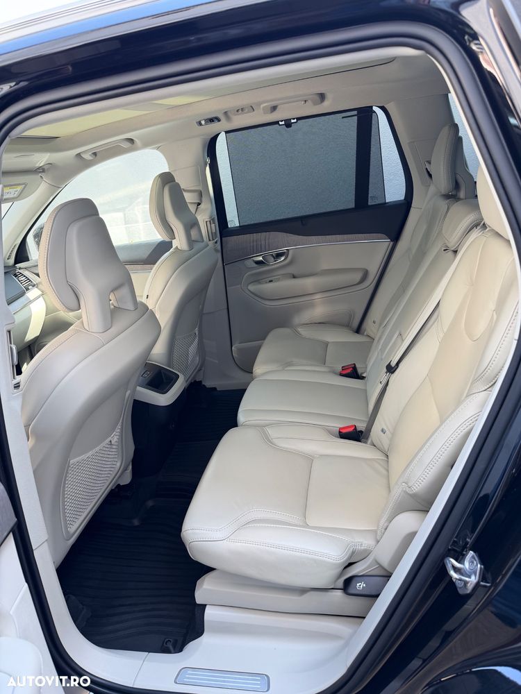 Volvo XC 90 - 12