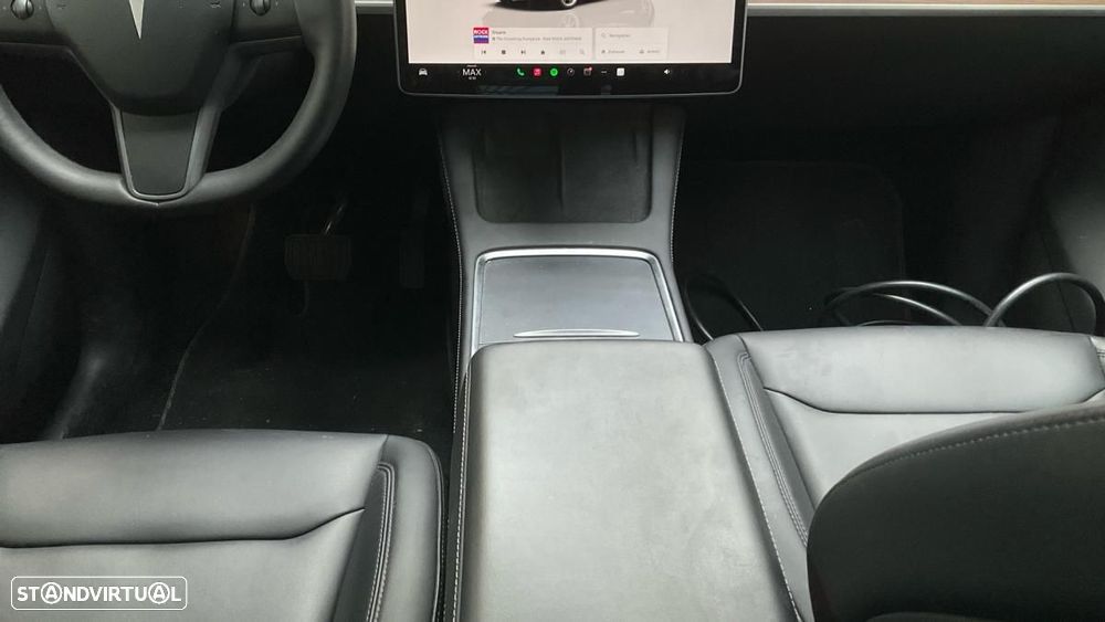 Tesla Model Y Long Range Dual Motor AWD - 9