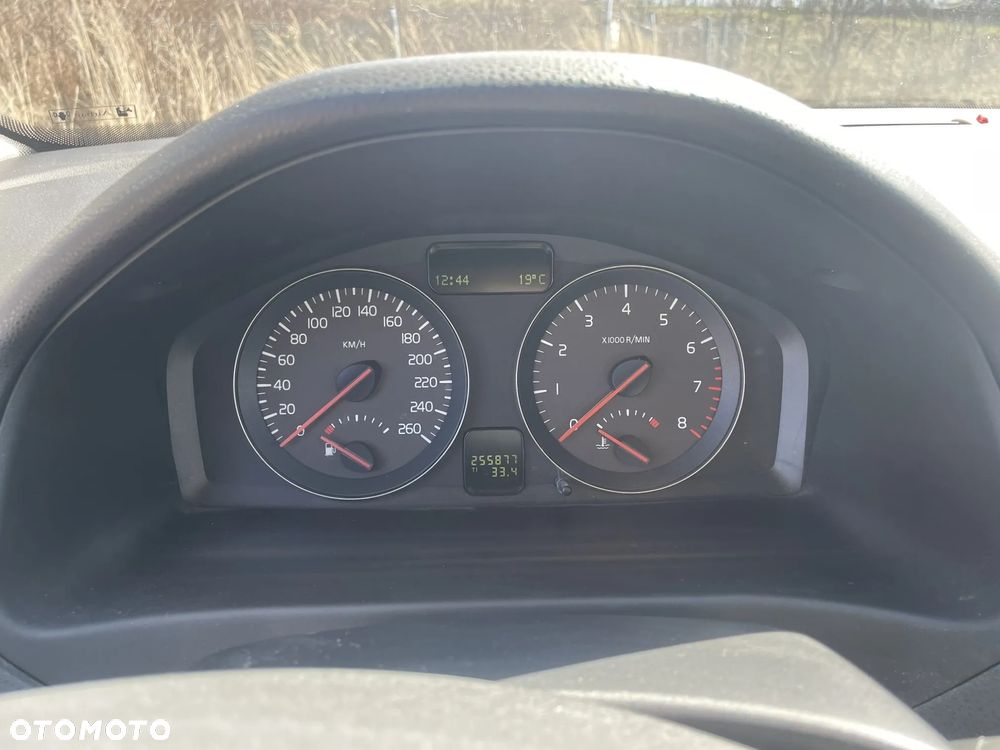 Volvo V50 2.0 Momentum - 11