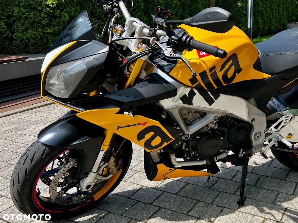 Aprilia Tuono - 4